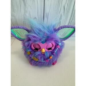 Furby Purple Plush Interactive Toy 2023 Hasbro  Tested/ Working w/necklace